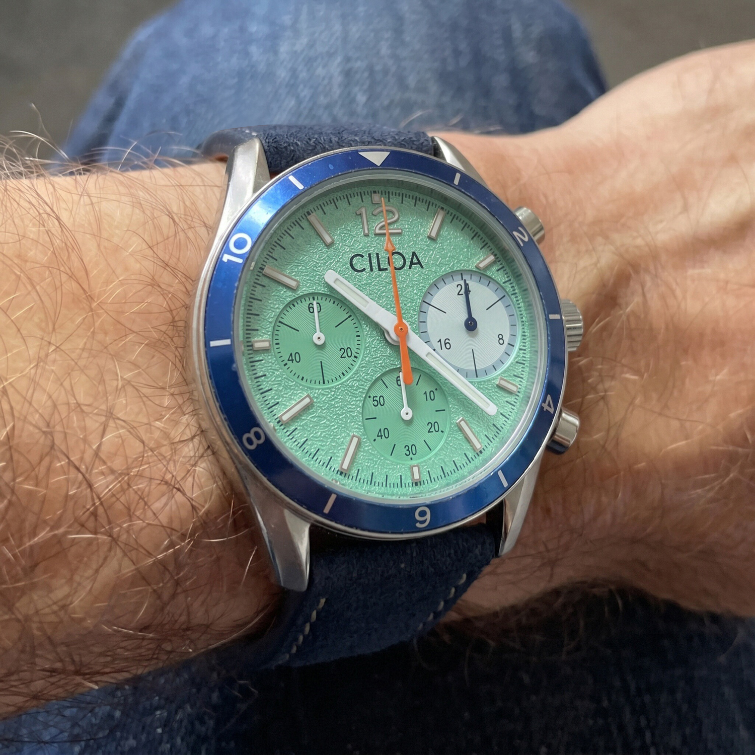 CILOA Men's Chronograph Watch  - Suede Strap Watch avaliação e preço
