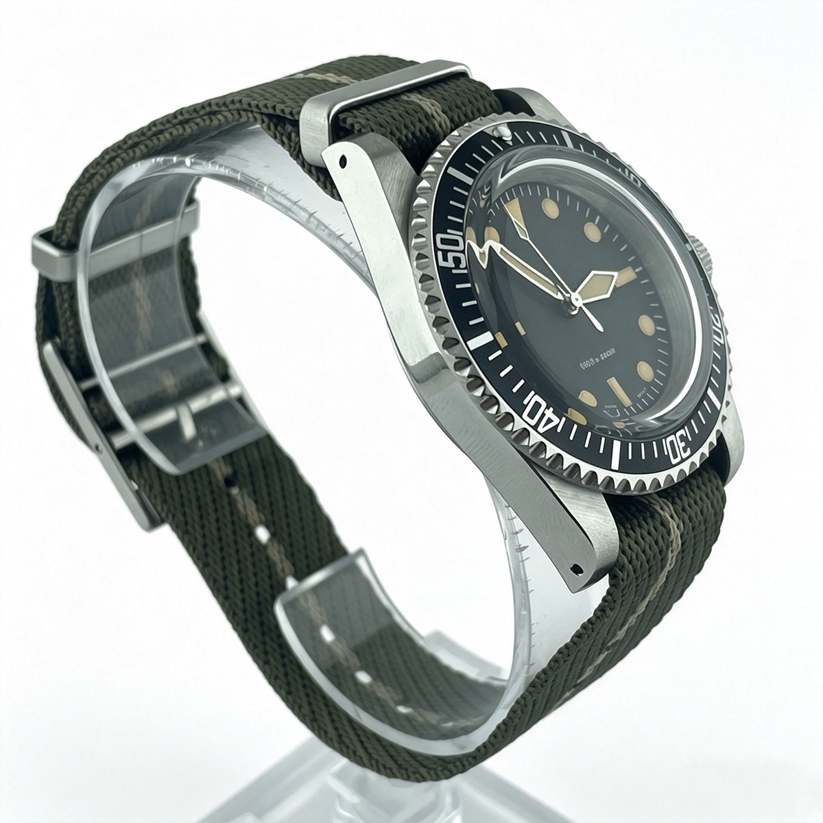39.5mm Diver Retro watch acryl - Tropic Strap Vintage avaliação e preço